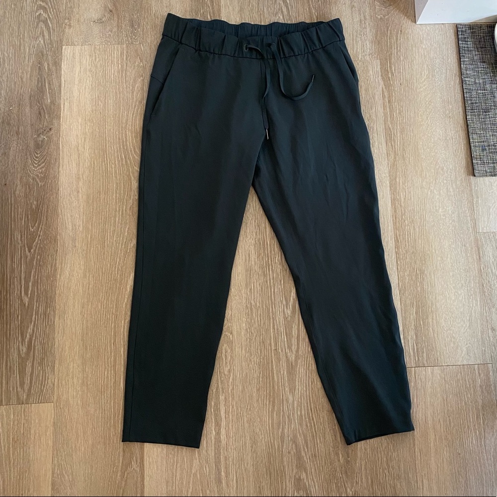Lululemon On The Fly Pant - Teal size 10